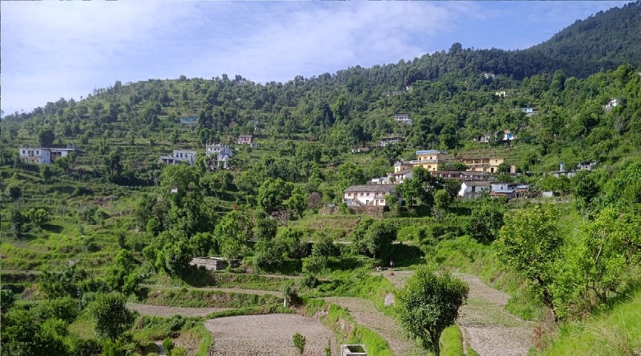 उत्तराखंड : हर दिन इन दो गांवों में छा जाता है अंधेरा, आखिर कब होगा समाधान