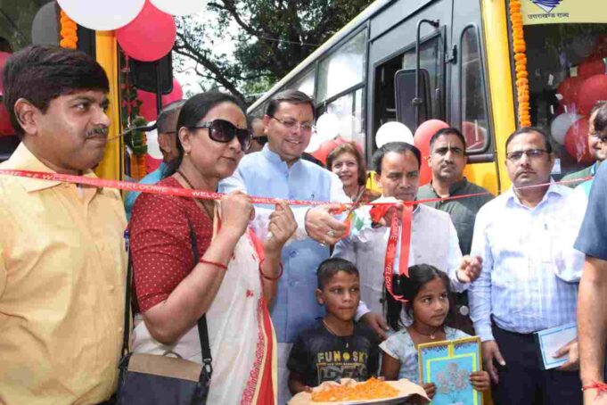 श्रमिकों के बच्चों को सीएम धामी का तोहफ़ा, मोबाईल लर्निंग स्कूल वैन के जरिए बस्तियों में दी जाएगी क्वालिटी एजुकेशन