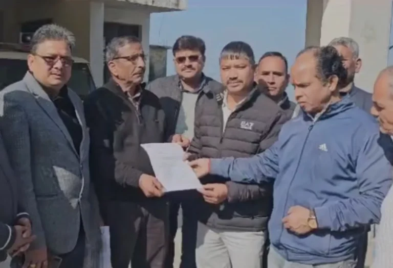 उत्तराखंड : कांग्रेसियों ने की अंकिता के हत्यारों को फांसी देने की मांग : pahad smachar