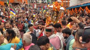 उत्तराखंड: अपने धाम को चली बाबा केदारनाथ की पंचमुखी डोली, आज यहां होगा रात्रि विश्राम