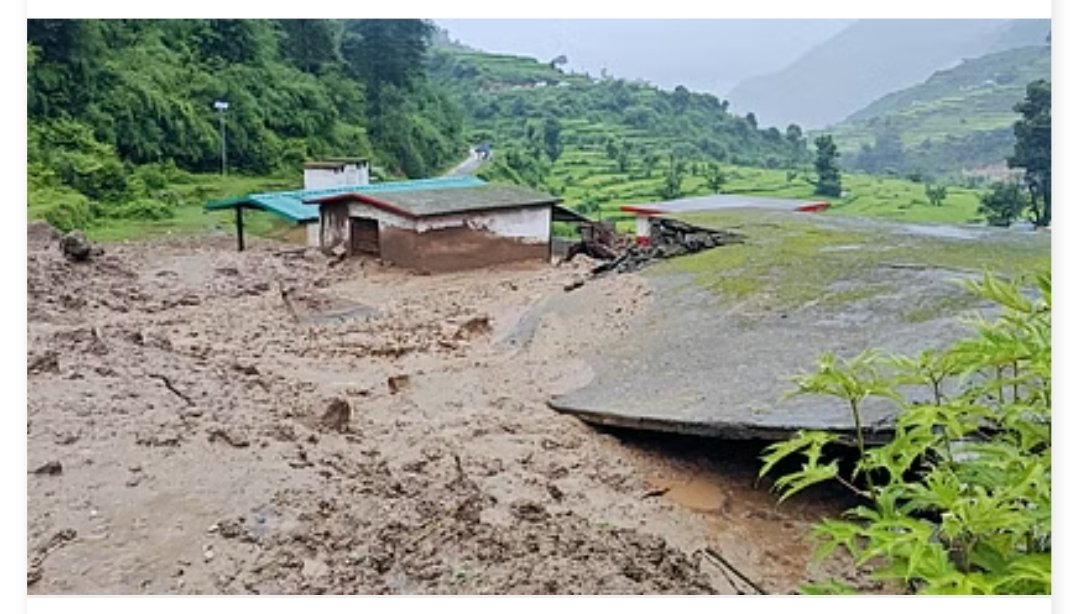 उत्तराखंड: आसमान से बरसी आफत, मलबे में दबी दो जिंदगियां, चार मकान ढहे