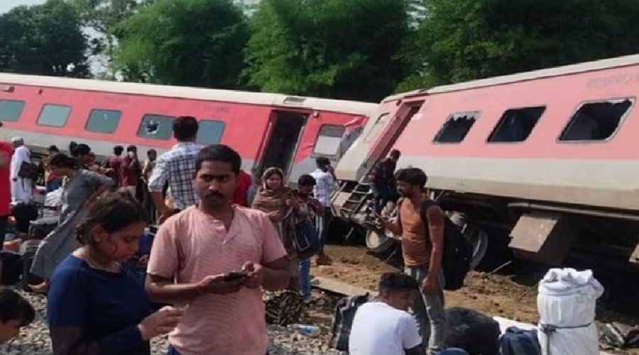 Gonda Train Accident : चंडीगढ़ एक्सप्रेस के 14 डिब्बे पटरी से उतरे, 3 की मौत, 14 घायल