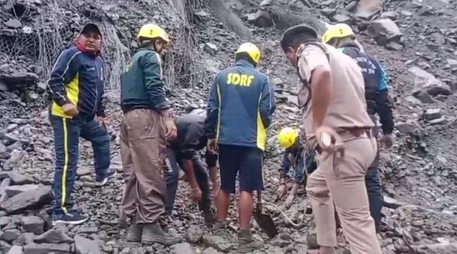 उत्तराखंड : सोनप्रयाग में खोज अभियान जारी, मलबे में मिले 3 और शव, अब तक 4 की मौत