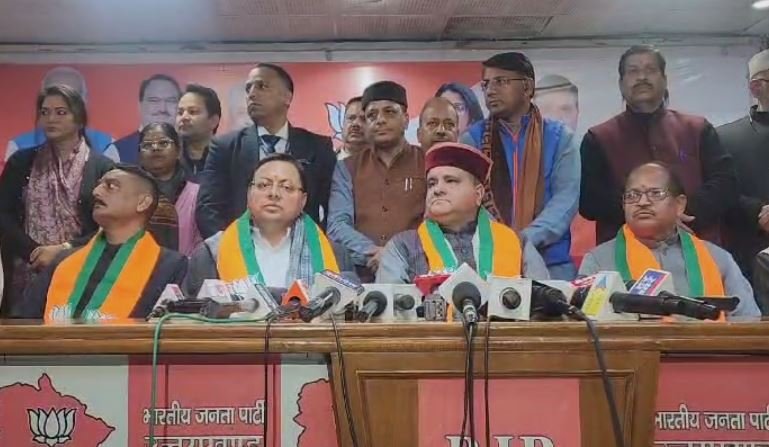 कांग्रेस नेता मथुरा दत्त जोशी, बिट्टू कर्नाटक और जगत सिंह खाती BJP में शामिल