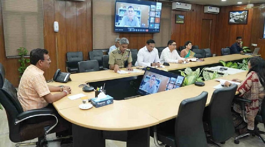 सख्ती से लागू होंगे आचरण नियम: 5000 रुपये से अधिक की खरीद या जमीन लेनी हो तो अफसर को देनी होगी जानकारी