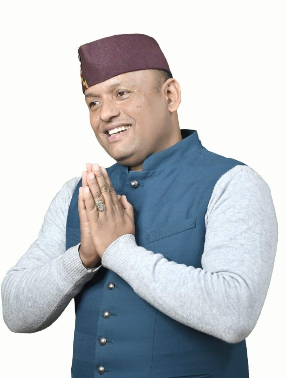 उत्तराखंड पंचायत चुनाव: चमोली में पूर्व फौजी ने किया बड़ा राजनीतिक उलटफेर, पूर्व मंत्री की पत्नी को दी शिकस्त उत्तराखंड पंचायत चुनाव: चमोली में पूर्व फौजी ने किया बड़ा राजनीतिक उलटफेर, पूर्व मंत्री की पत्नी को दी शिकस्त