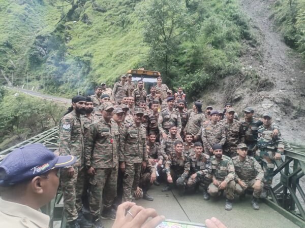धराली आपदा पर बड़ा अपडेट: लिमच्यागाड़ में वैली ब्रिज तैयार, सोनगाड़ तक खुली सड़क धराली आपदा पर बड़ा अपडेट: लिमच्यागाड़ में वैली ब्रिज तैयार, सोनगाड़ तक खुली सड़क