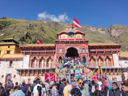 श्री बदरीनाथ धाम के कपाट बंद होने की तिथि विजय दशमी को तय होगी