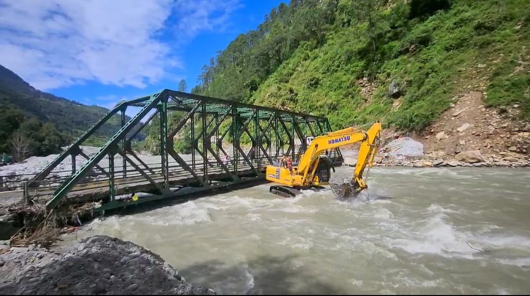 उत्तराखंड: स्यानाचट्टी खुला यमुना नदी का मार्ग, पुल सुरक्षित उत्तराखंड: स्यानाचट्टी खुला यमुना नदी का मार्ग, पुल सुरक्षित