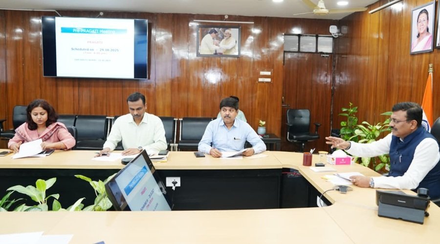 उत्तराखंड में पीएम-श्री योजना की तर्ज पर बनेगी स्कूलों के आधुनिकीकरण की नई योजना उत्तराखंड में पीएम-श्री योजना की तर्ज पर बनेगी स्कूलों के आधुनिकीकरण की नई योजना