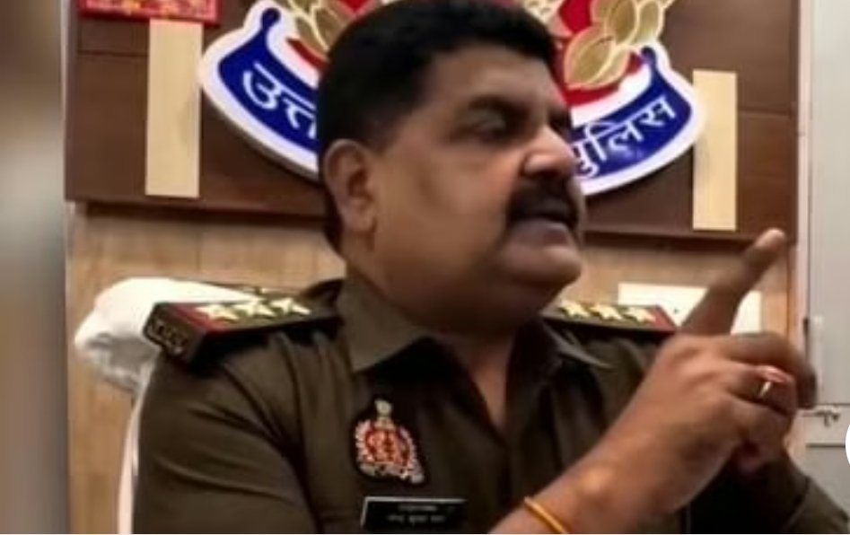 मुस्लिम ही नहीं हिन्दू धर्म में भी होते हैं आतंकी, इंस्पेक्टर लाइन हाजिर