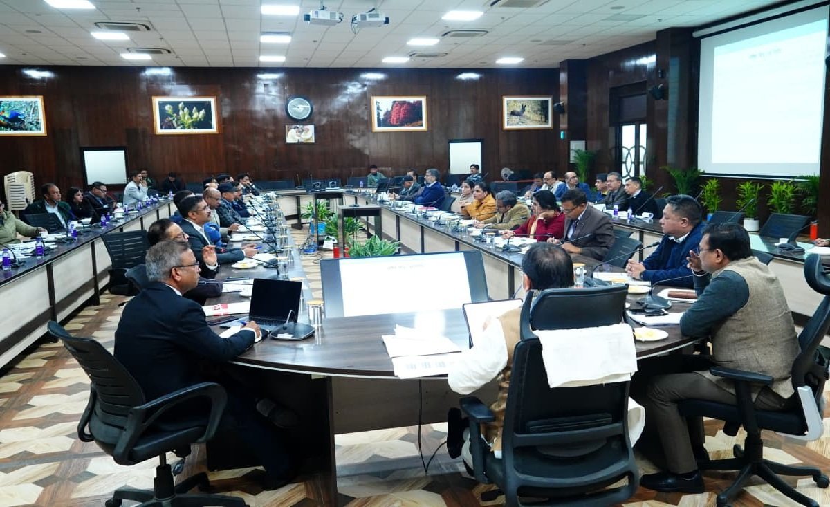 राजस्व वसूली बढ़ाने पर मुख्यमंत्री सख्त, तय लक्ष्य समय पर पूरे करने के निर्देश