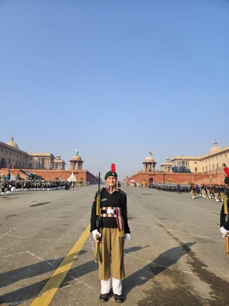 उत्तराखंड: पहाड़ की बेटी ने लहराया देश का परचम: अंजलि ने कर्तव्य पथ पर लिखी इतिहास की नई इबारत