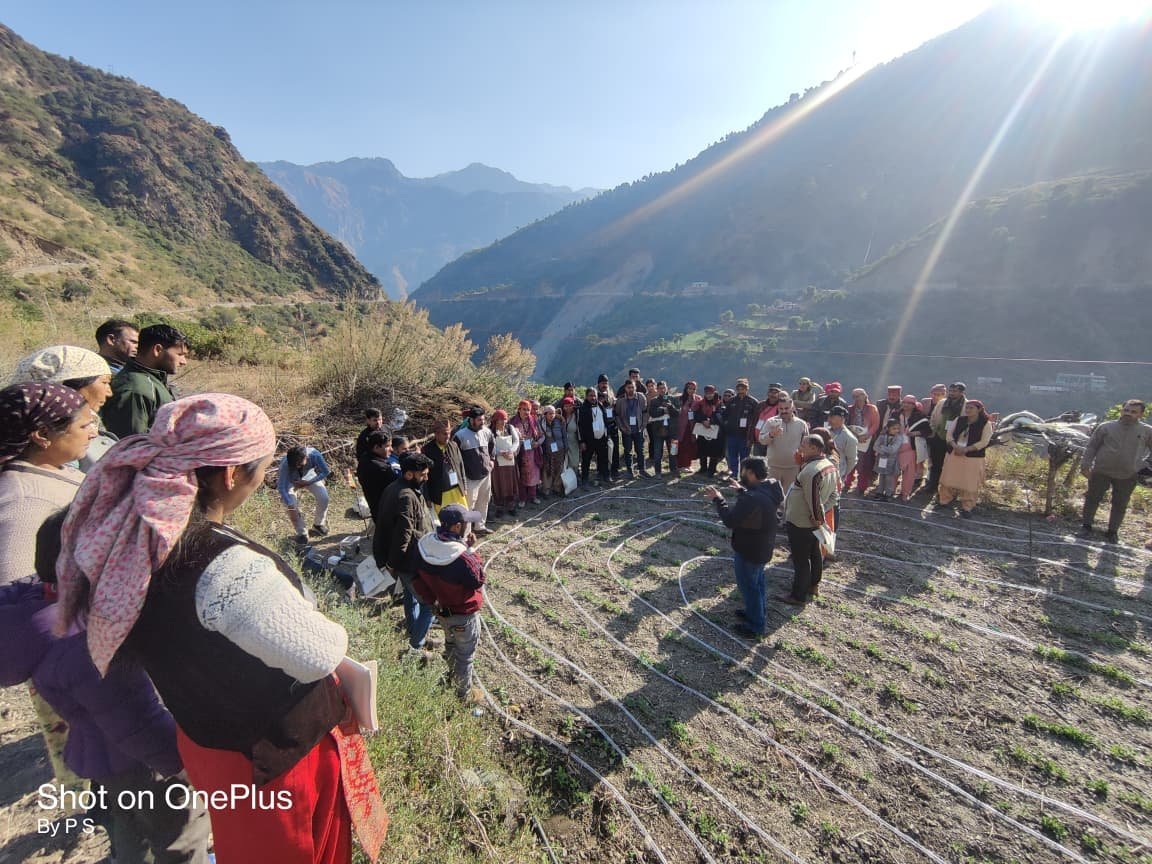 IIT रुड़की की ‘अनुगूंज’ परियोजना के तहत चकराता में आयोजित किया गया सोलर आधारित कृषि तकनीक प्रशिक्षण कार्यक्रम 