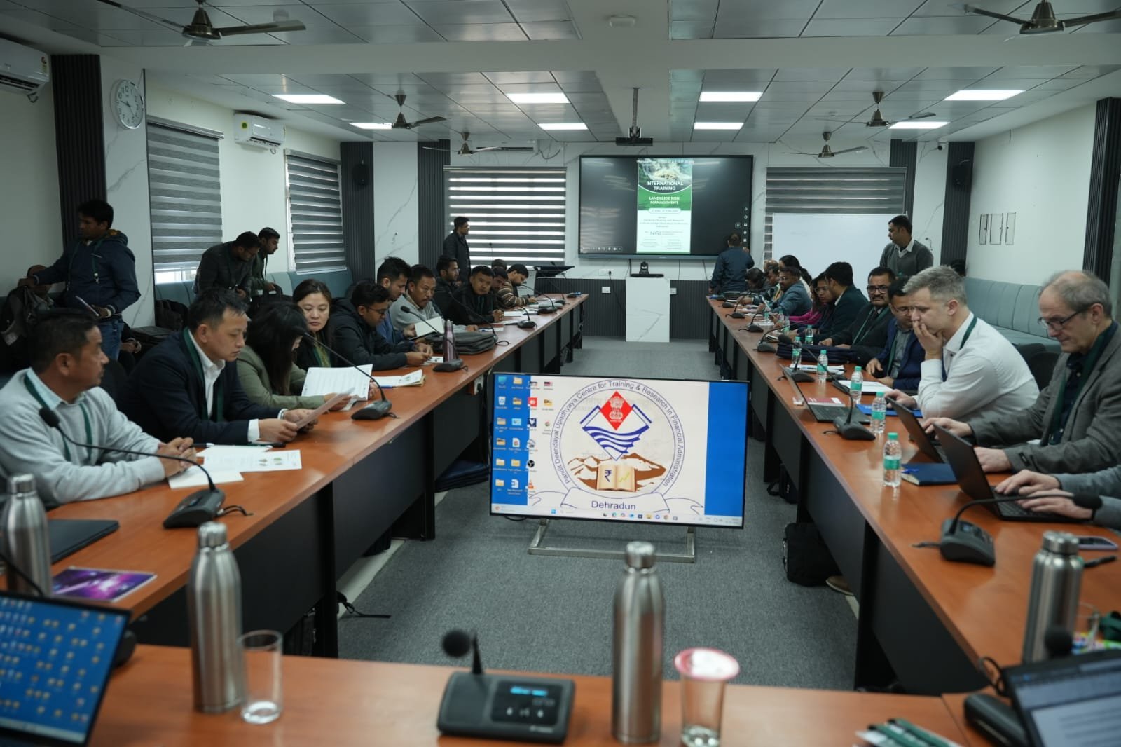 हिमालयी    क्षेत्र में आपदा प्रबंधन पर पांच दिवसीय अंतरराष्ट्रीय सेमिनार