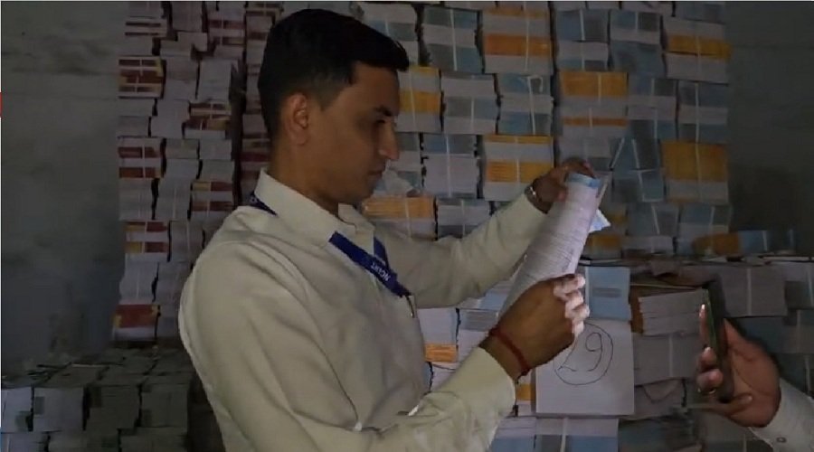 उत्तराखंड बड़ा खुलासा : NCERT की 11 करोड़ की 11 लाख 30 हजार नकली किताबें बरामद