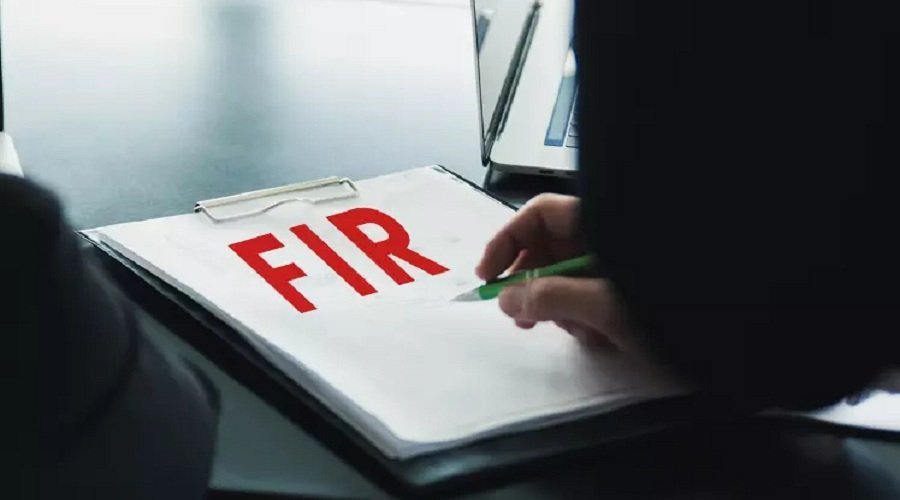 उत्तराखंड: गैस की कालाबाजारी और अवैध रिफिलिंग पर प्रशासन सख्त, FIR दर्ज उत्तराखंड: गैस की कालाबाजारी और अवैध रिफिलिंग पर प्रशासन सख्त, FIR दर्ज