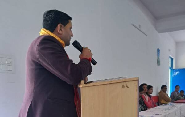 राजकीय बालिका इंटर कॉलेज बड़कोट में धूमधाम से मनाया गया प्रवेशोत्सव