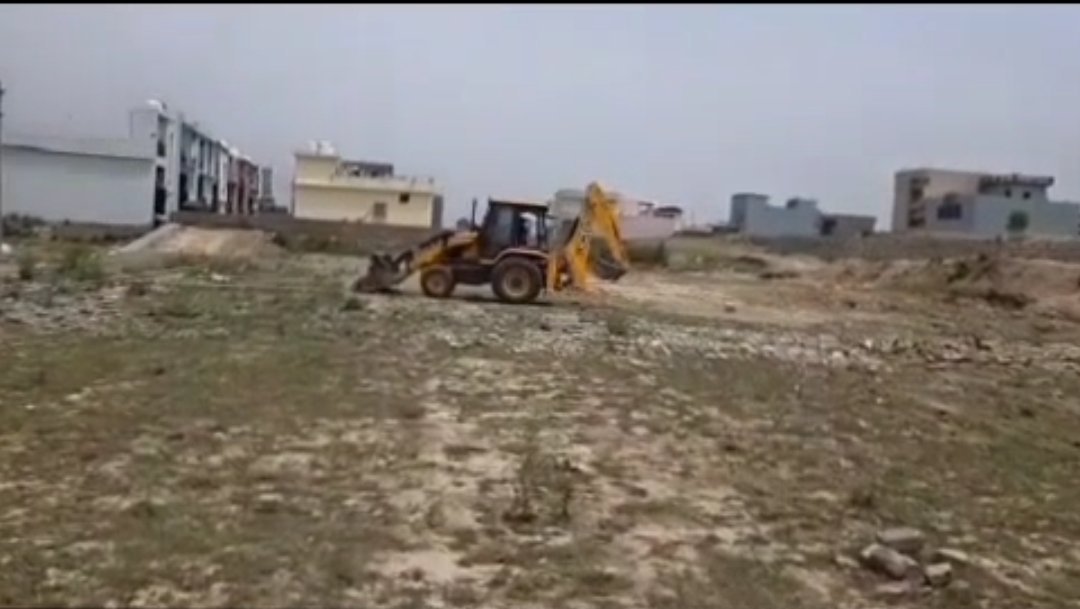 उत्तराखंड: देहरादून में अवैध कॉलोनी पर MDDA का बुलडोजर, 10 बीघा में हो रही प्लॉटिंग ध्वस्त