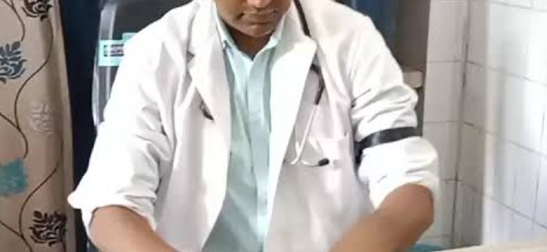 उत्तराखंड : आयुर्वेदिक चिकित्सकों का सांकेतिक विरोध, काली पट्टी बांधकर जताया रोष उत्तराखंड : आयुर्वेदिक चिकित्सकों का सांकेतिक विरोध, काली पट्टी बांधकर जताया रोष