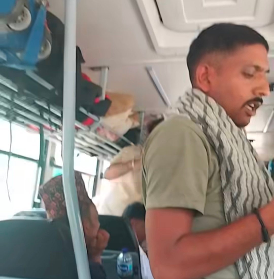 उत्तराखंड: आधार कार्ड दिखाया तो कहा बस में नहीं बैठ सकते! सीनियर सिटीजन को बस से उतारने की कोशिश?
