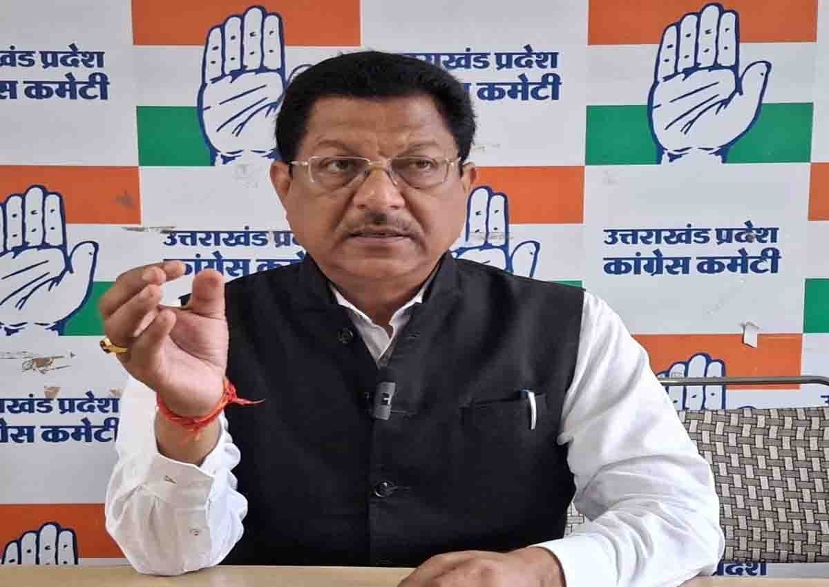 राहुल गांधी के दौरे से भाजपा में घबराहट, अमर्यादित भाषा पर उतर आए नेता: सूर्यकांत धस्माना राहुल गांधी के दौरे से भाजपा में घबराहट, अमर्यादित भाषा पर उतर आए नेता: सूर्यकांत धस्माना