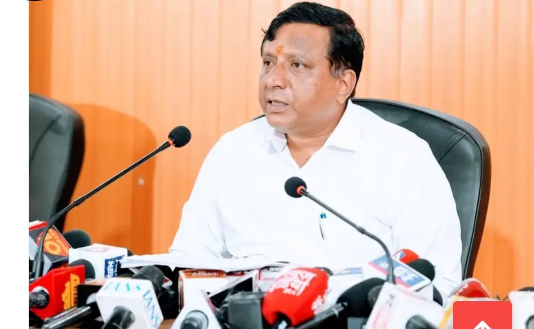 BREAKING: धामी कैबिनेट के 15 बड़े फैसलों पर लगी मुहर, हाईकोर्ट 30 हेक्टेयर भूमि उपलब्ध कराने का प्रस्ताव मंजूर BREAKING: धामी कैबिनेट के 15 बड़े फैसलों पर लगी मुहर, हाईकोर्ट 30 हेक्टेयर भूमि उपलब्ध कराने का प्रस्ताव मंजूर